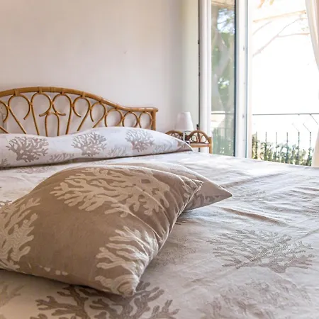 Casa Baia Chiara, Air-con, Fronte Holiday home Cala Gonone
