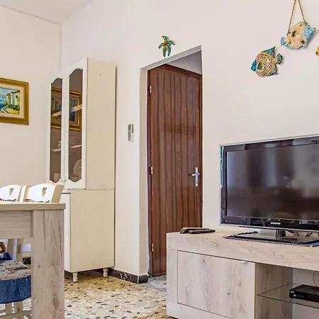Casa Baia Chiara, Air-con, Fronte Holiday home