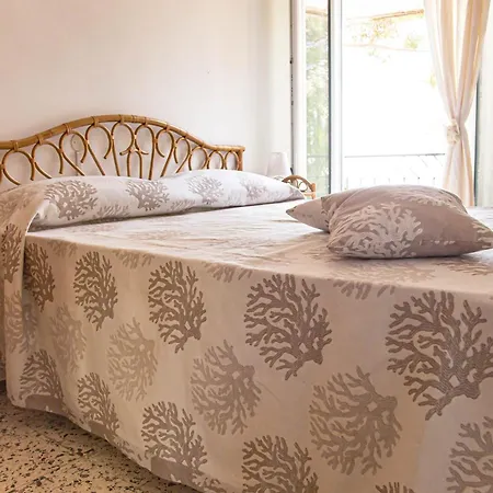 Holiday home Casa Baia Chiara, Air-con, Fronte *